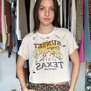 Y2K Distressed Texas Crop Tee